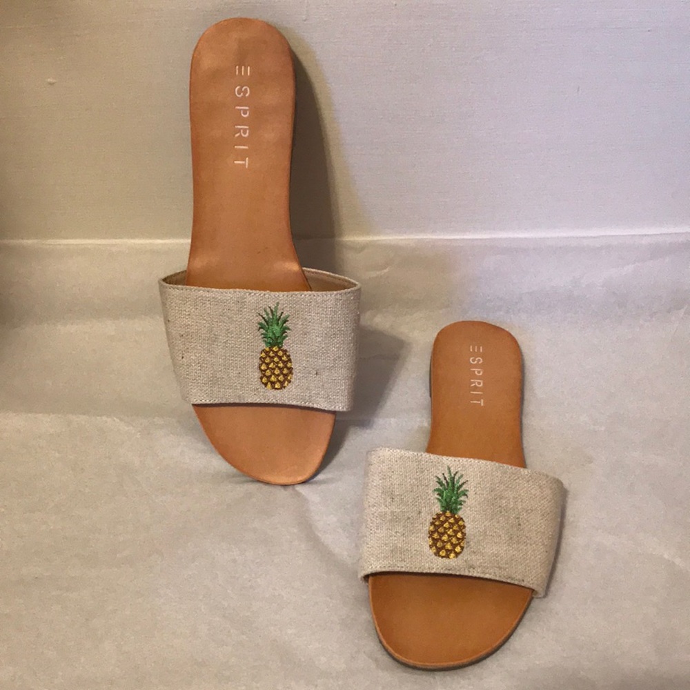 Esprit pineapple 🍍 sandals/slides
